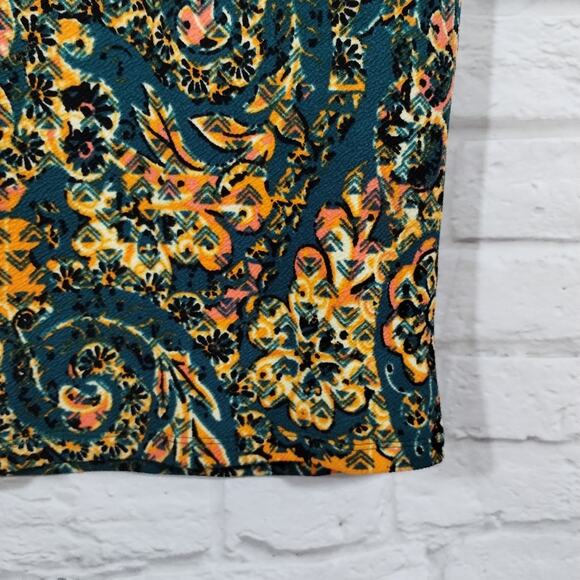A Lularoe Women's Cassie Green Orange Scroll Floral Pencil Knee Skirt NWT XS - Picture 4 of 8
